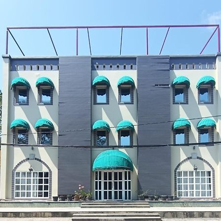 Diviyum Manor Hotel Port Blair Buitenkant foto