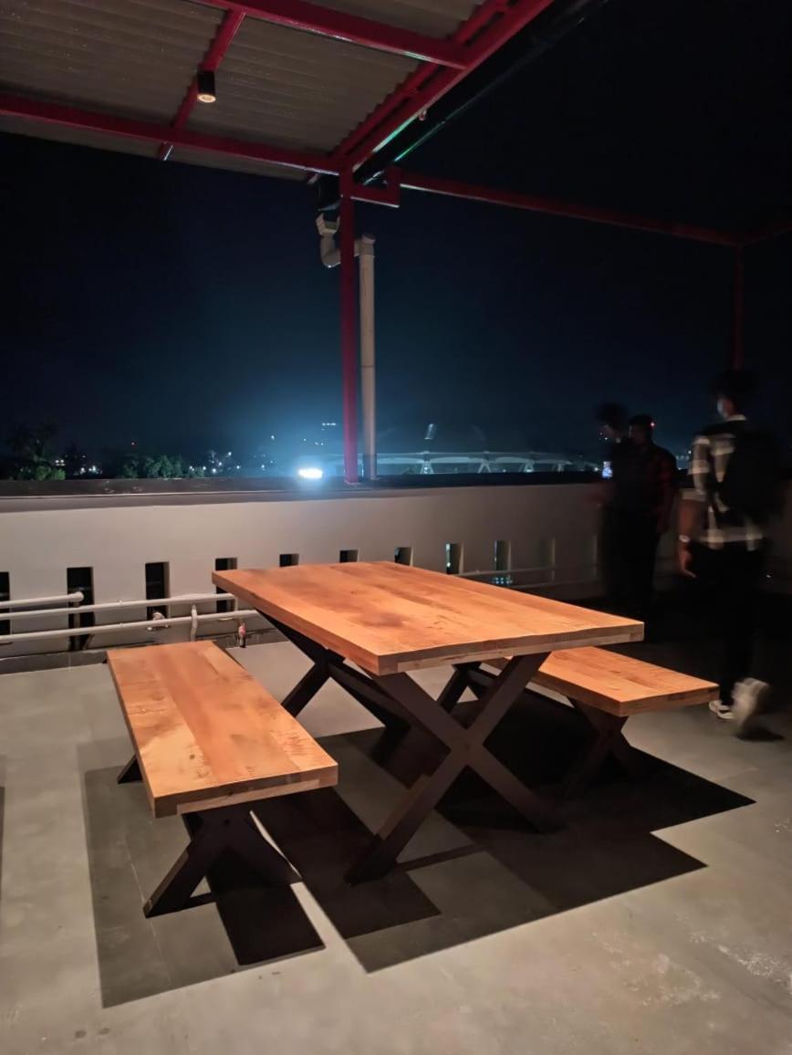 Diviyum Manor Hotel Port Blair Buitenkant foto